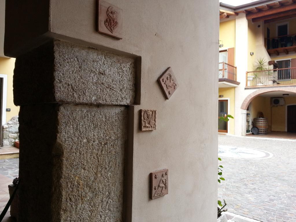 דירות מנרבה דל גארדה A Casa Da Franz מראה חיצוני תמונה